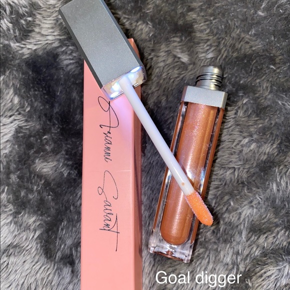 ( 4 ) Lipgloss W/LED light and mirror - Picture 6 of 12